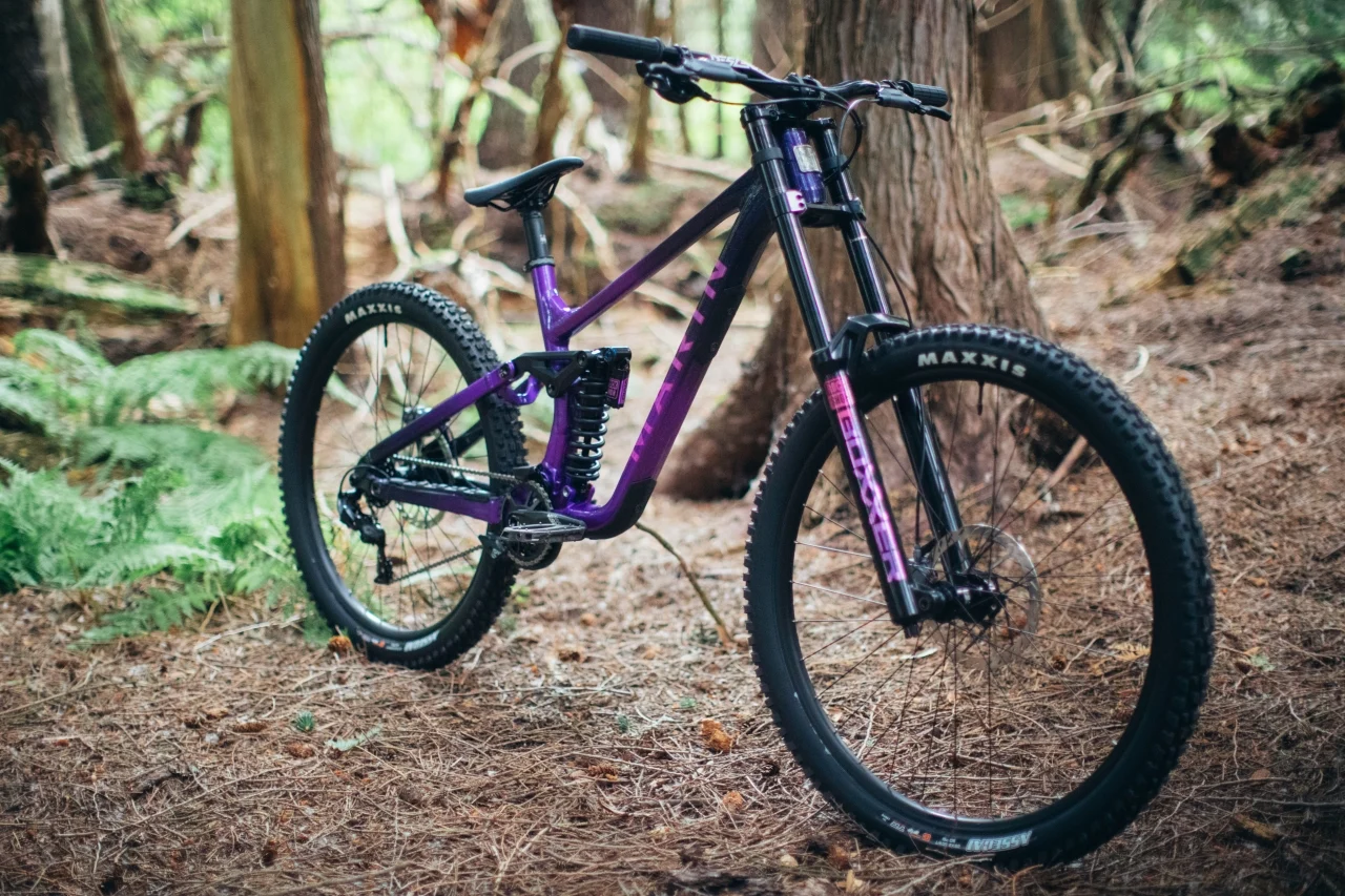25 MARIN QUAKE LG PURPLE VIOLET FADE