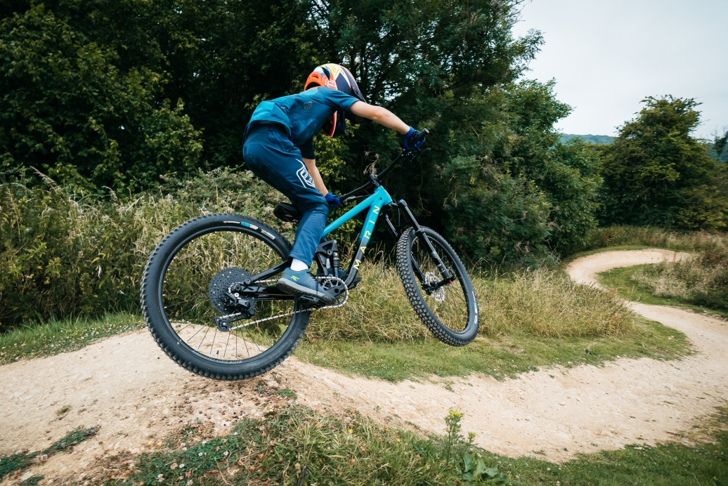 25 MARIN RIFT ZONE JR TEAL BLACK 26"