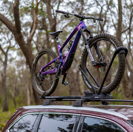 BIKE RACK YAKIMA HIGHROAD NEW WITHOUT LOCKS