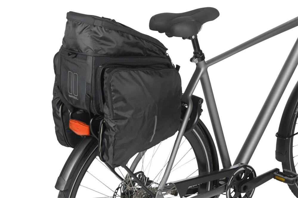 BASIL MOVE TRUNK BAG, 10-26L, BLACK