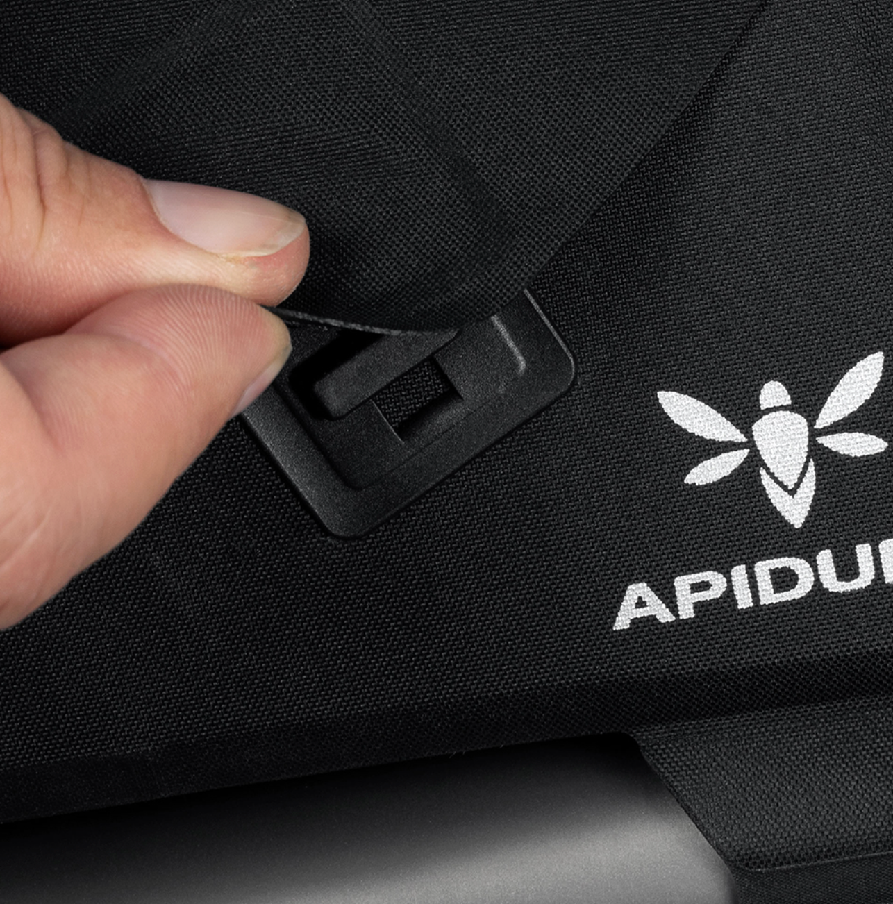 APIDURA RACING TOP TUBE PACK (0.5L)
