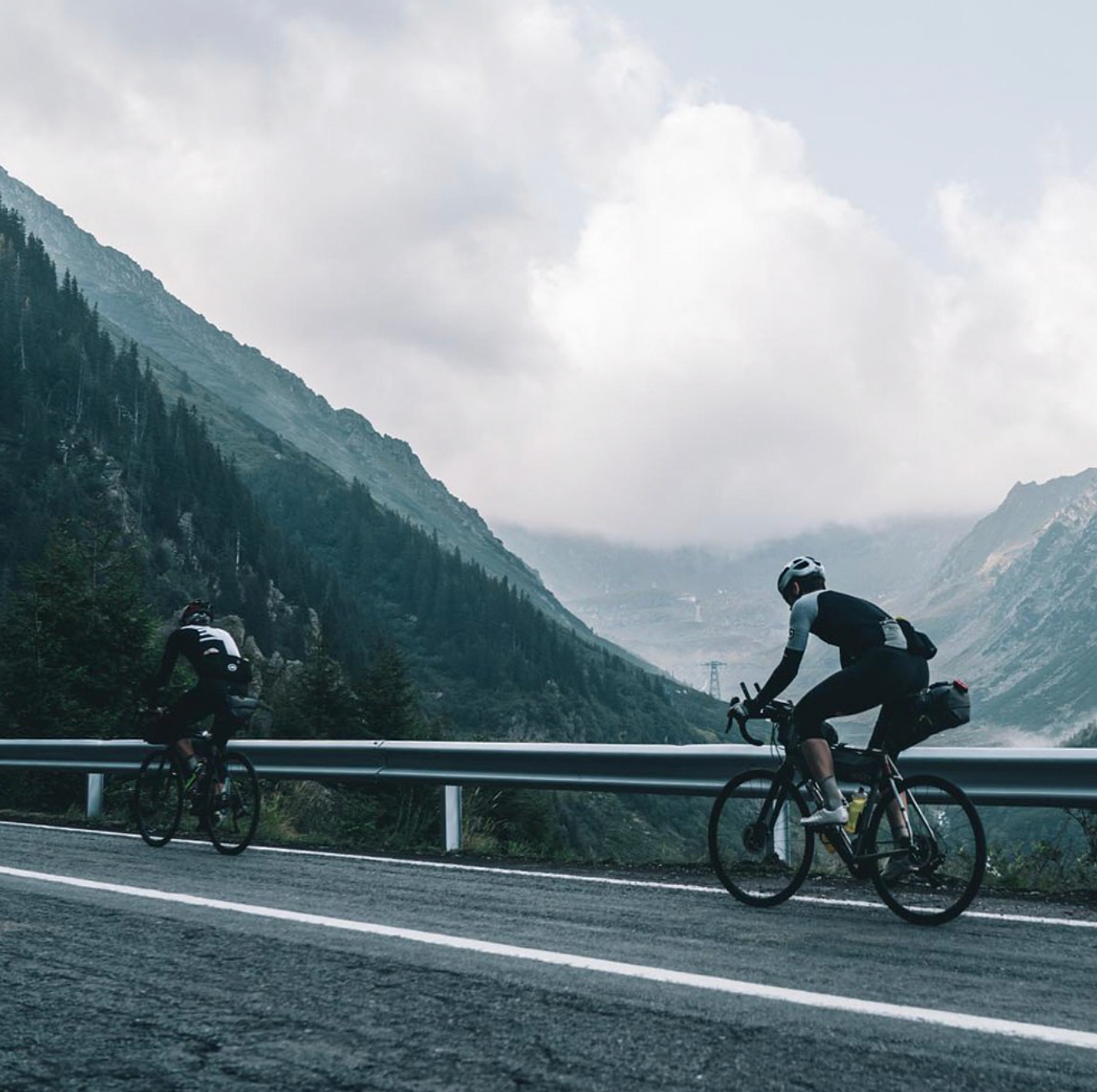 APIDURA - EXPEDITION SADDLE PACK 17L