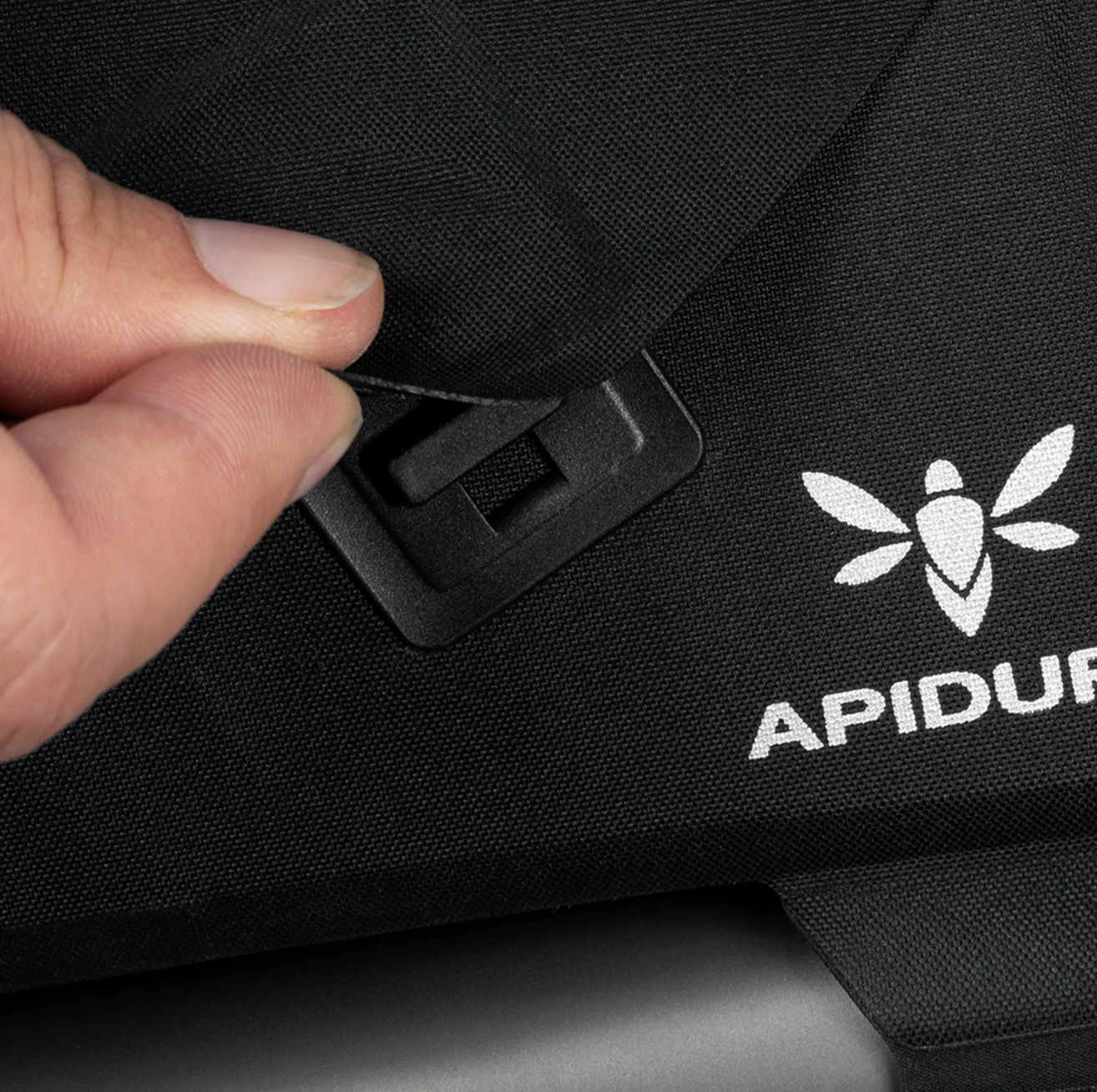 APIDURA RACING TOP TUBE PACK (1L)