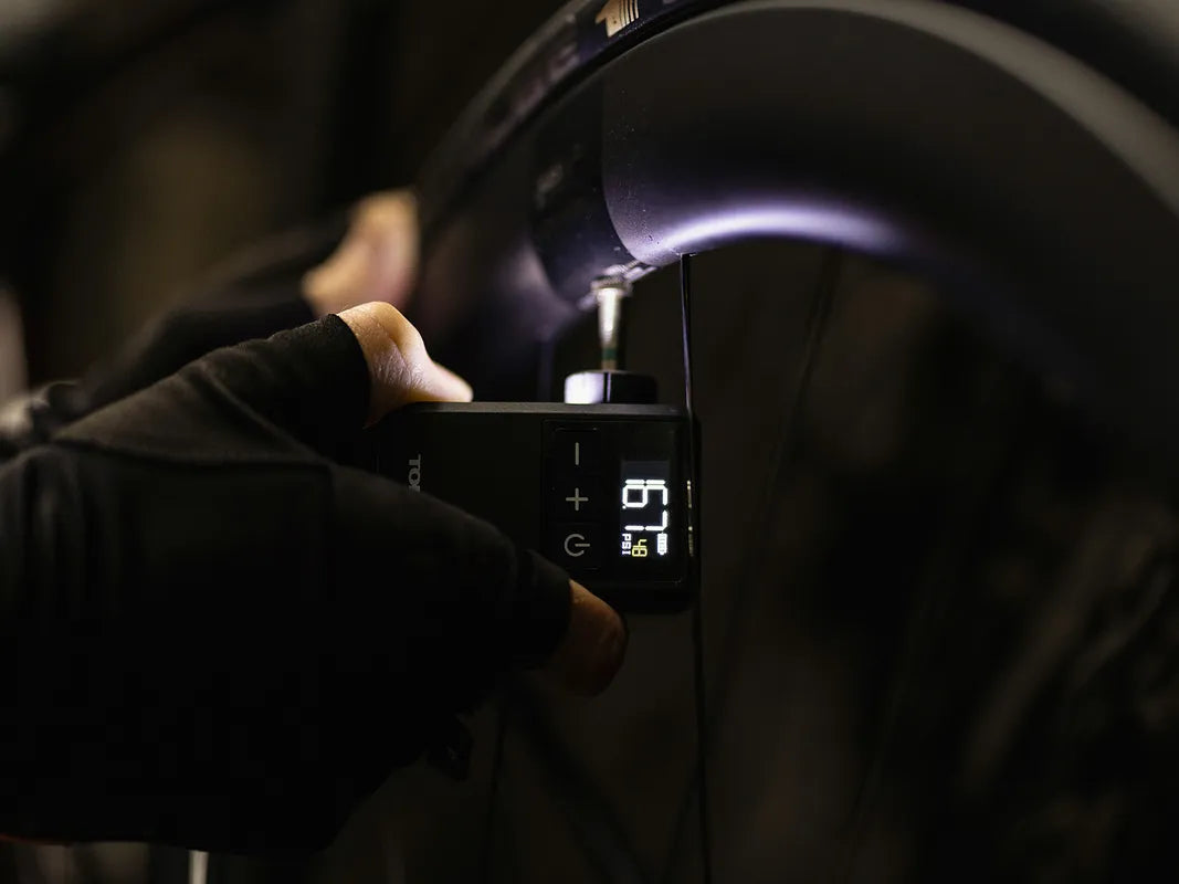 Topeak Electric Mini Pump E-Booster Digital