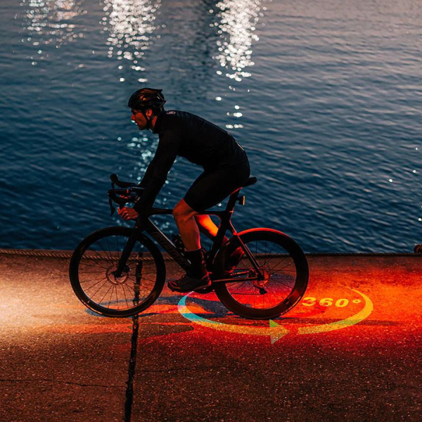 Magic Shine Seemee 300 Smart Taillight